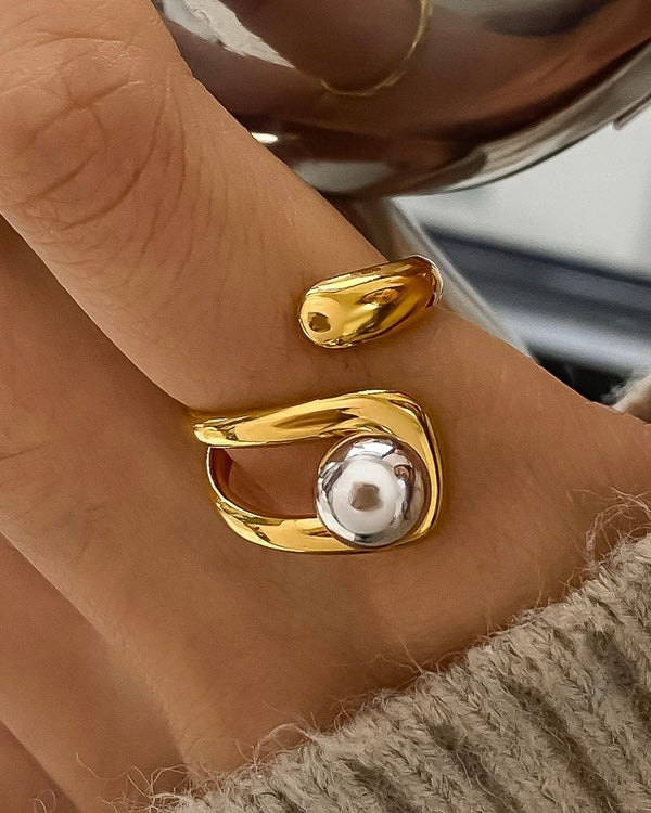 Voyager Ring