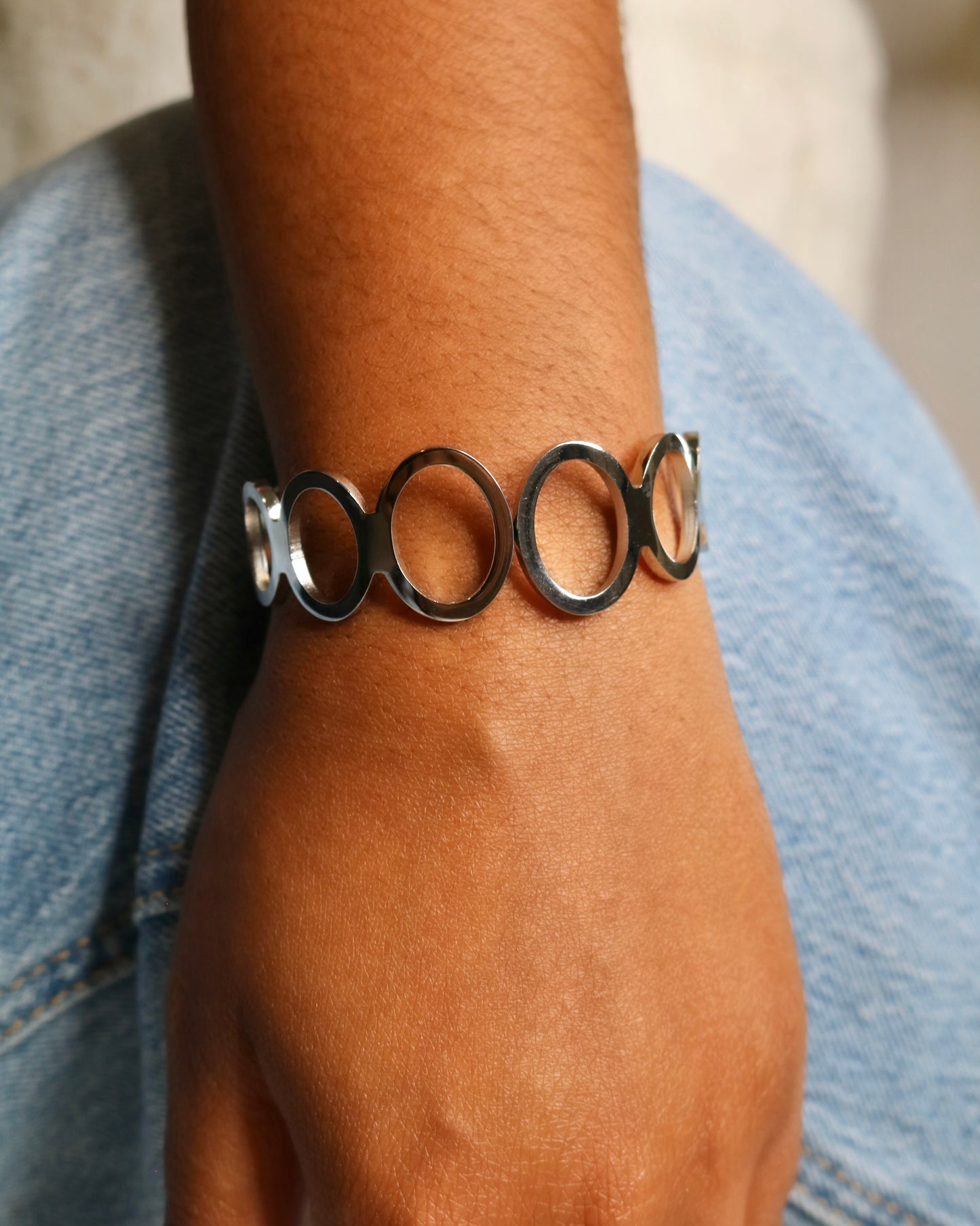 Between Bracelet