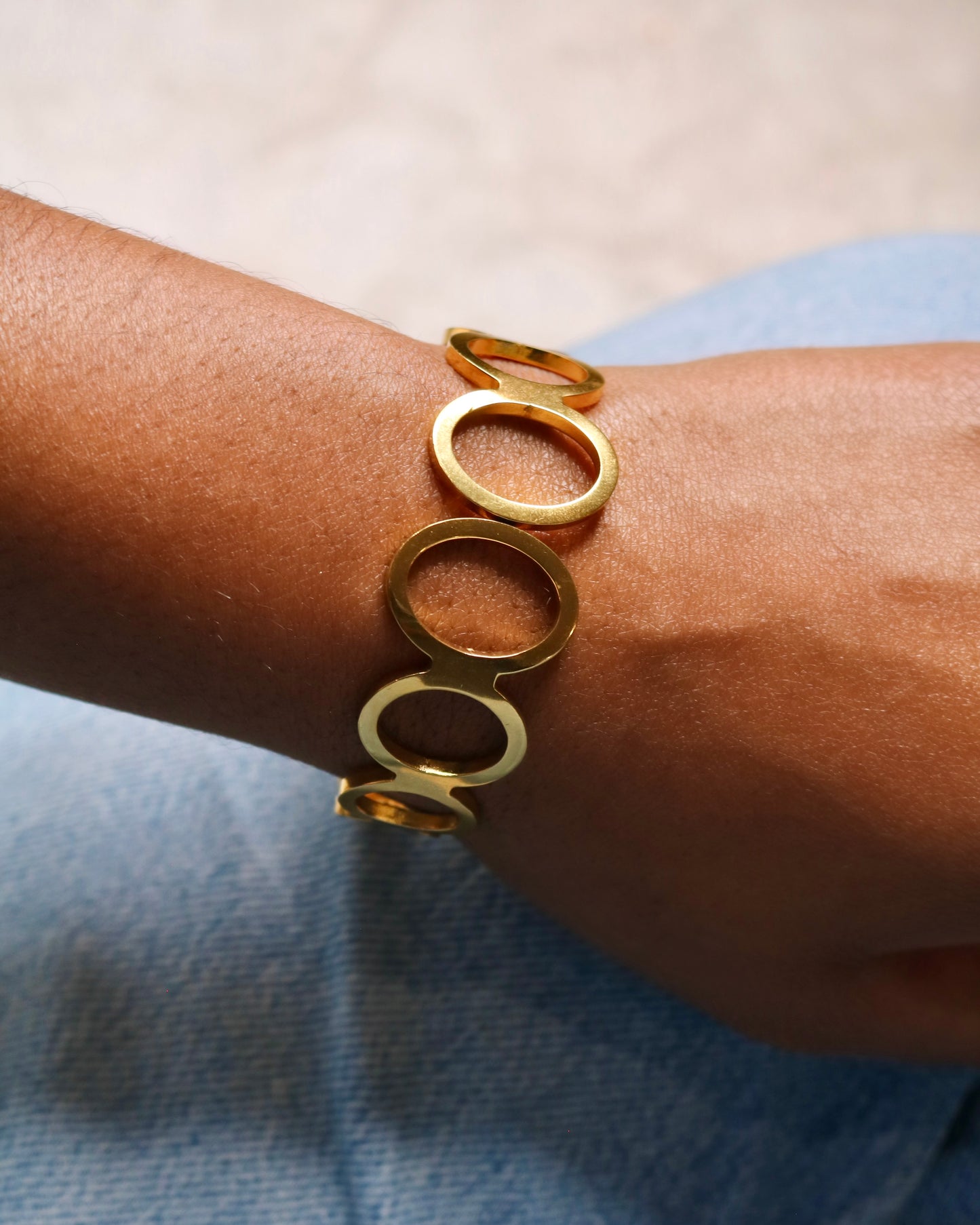 Between Bracelet